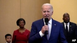 Prezidan Joe Biden pran la pawol nan evenman "Dejene Dimanch" legliz Batis Brookland la nan West Columbia, Kawolin di Sid, 28 Janvye 2024. 