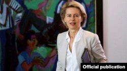 ဂျာမနီကာကွယ်ရေးဝန်ကြီး Ursula von der Leyen