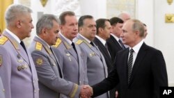 Президент Владимир Путин на встрече с руководством министерства обороны РФ. 6 ноября 2019. 