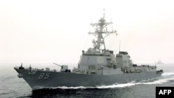 Эсминец ВМС США типа «Арли Бёрк». 