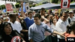 Lidè opozisyon an nan Venezuela Leopoldo Lopez