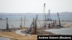 Constraction of bridge across the Kerch Strait to Crimea