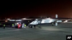 Одноместный самолет Solar Impulse-2/ Абу-Даби, 9 марта 2015.